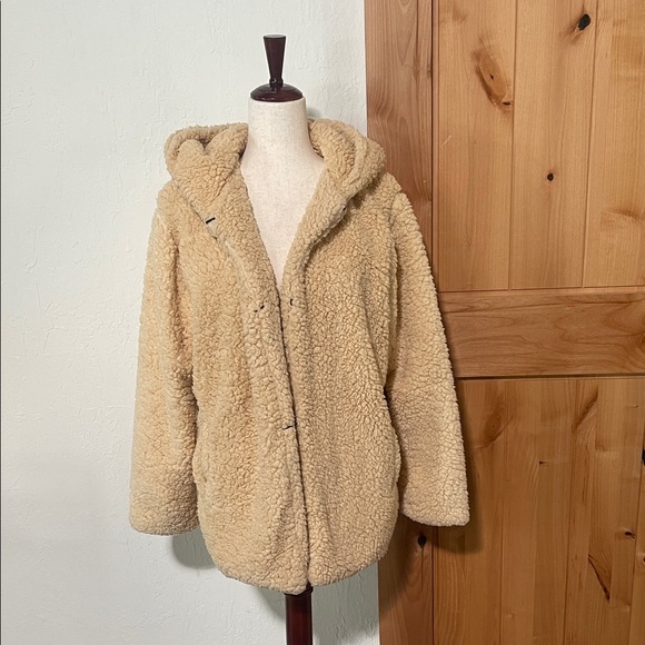Cozy Tan Sherpa Jacket - Picture 1 of 4
